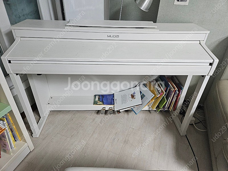 뮤디스 디지털 피아노 MF 300L 팝니다.--0
