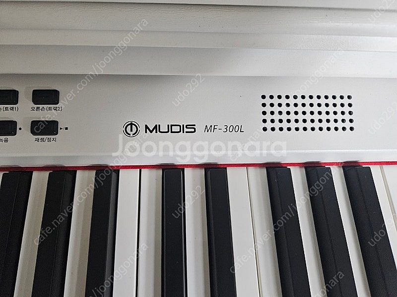 뮤디스 디지털 피아노 MF 300L 팝니다.--3