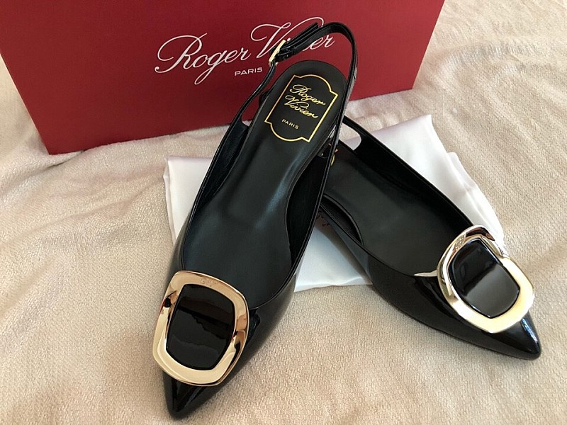 로저비비에 칩스 에나멜 슬링백 35.5 이미지