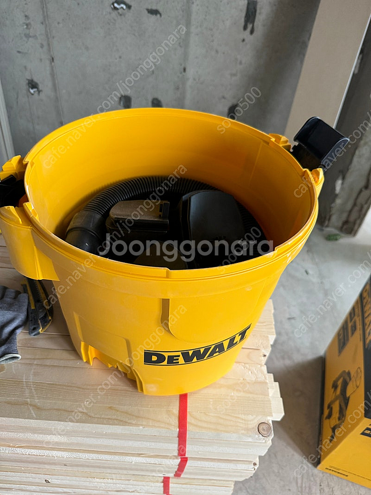 디월트 싸이클론 집진기 DXVCS002--5