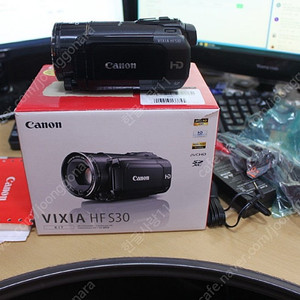 캐논 캠코더 VIXIA HF S30 FHD 준전문가용 밝은 렌즈 F1.8 디지털 200배 줌 손떨방 지원 최상급