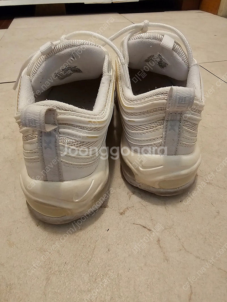 나이키 에어맥스97 화이트 235 (3.5)--3