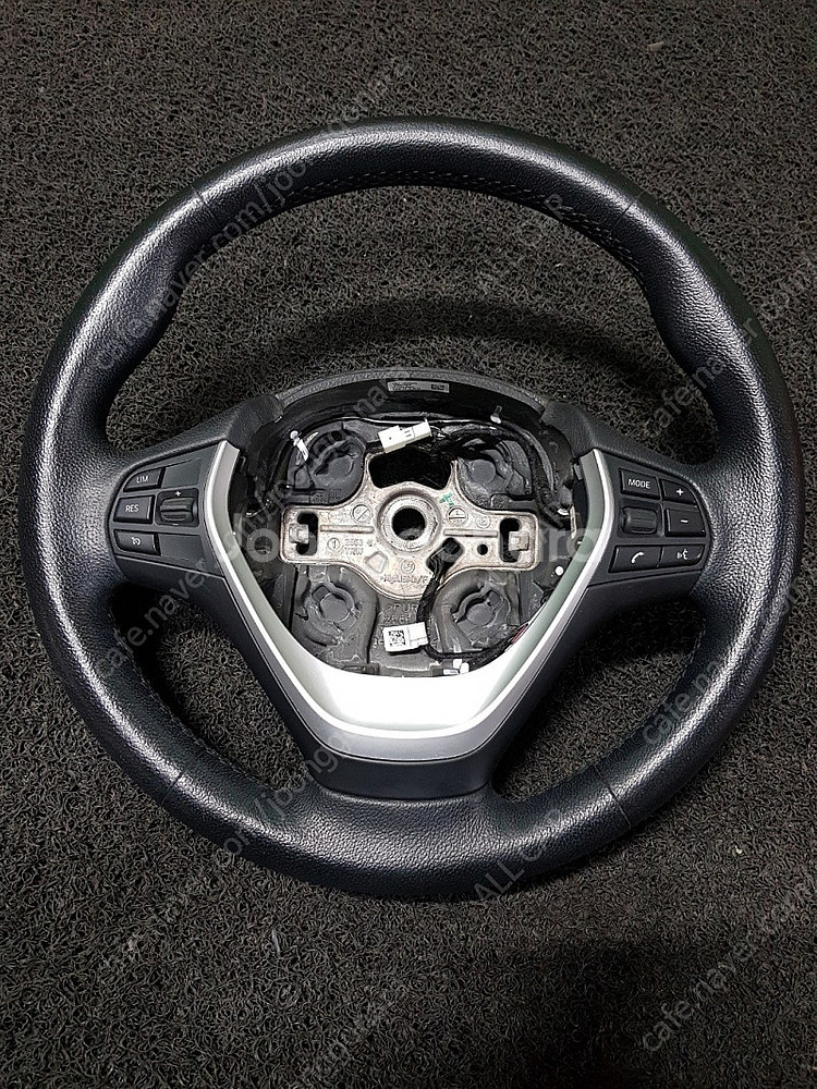 2029 BMW 3시리즈 F30 가죽핸들링 앗세이--0