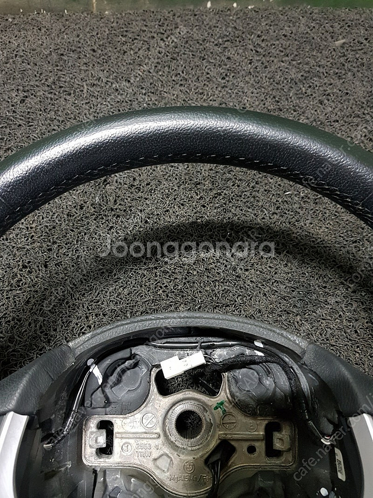 2029 BMW 3시리즈 F30 가죽핸들링 앗세이--3