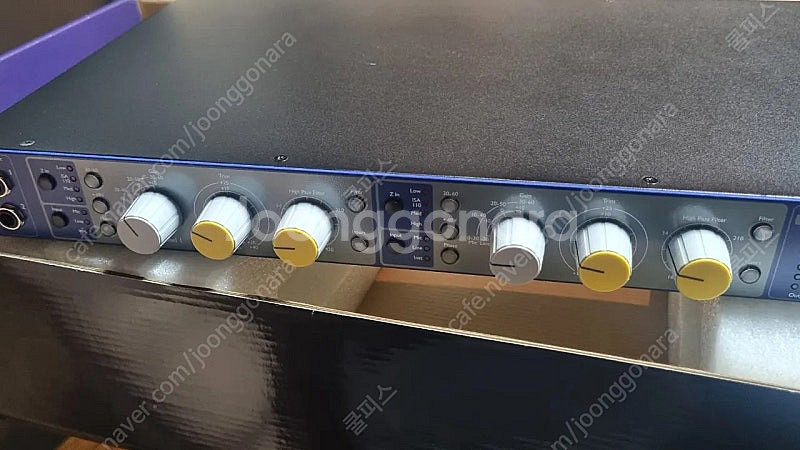 Focusrite 포커스라이트 ISA TWO 듀얼 마이크 프리앰프 판매합니다--5