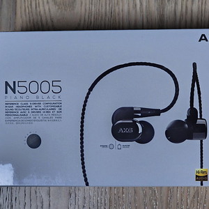 akg n5005 블랙 미개봉 팝니다