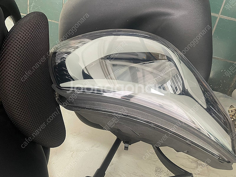 더뉴레이19년식 전구형헤드램프데루등세트팝니다.--1