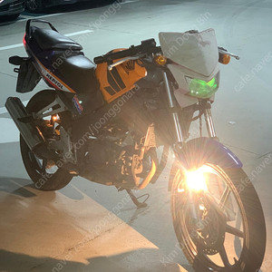 CBR125 네이키드