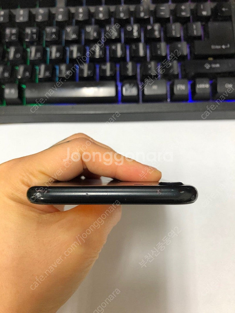 023677 아이폰7 매트블랙 액정SS급 32GB 무잔...--4
