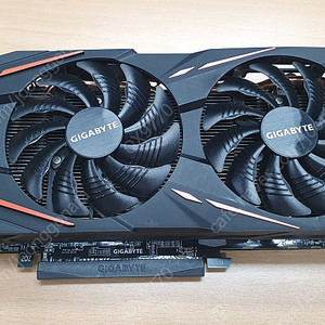 기가바이트 게이밍 라데온 RX580 8GB (레퍼) 좋은 가격에 팝니다.