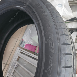 X6 G바디 앞타이어 피렐리 뉴PZ4 275/40R21 BMW 런플렛 팝니다.