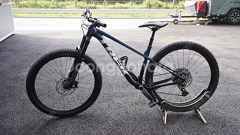 2022 트렉 로스코8 M 사이즈 [용인]--0