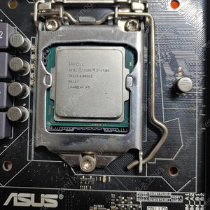 [신림 대학동/직거래 or 택배거래]asus z97 pro gamer 메인보드 판매합니다.(직4.5/택포5)