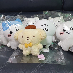 산리오 헬로키티 폼폼푸린 농담곰 먼작귀 치이카와 하치와레 우사기 키링 인형