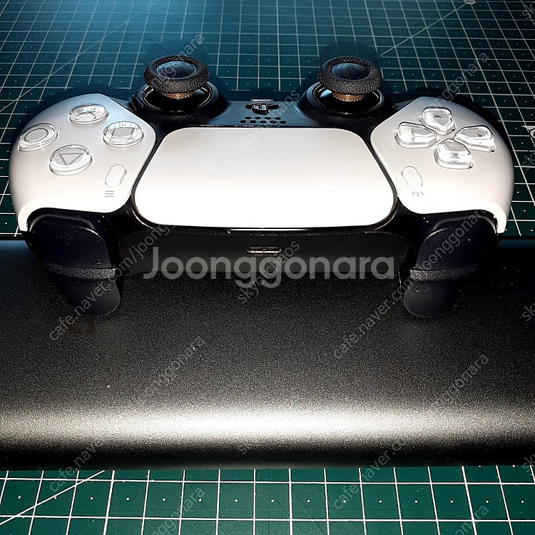 [PS5] 개조 백버튼(터보가능) 듀얼센스 판매합니다.--2