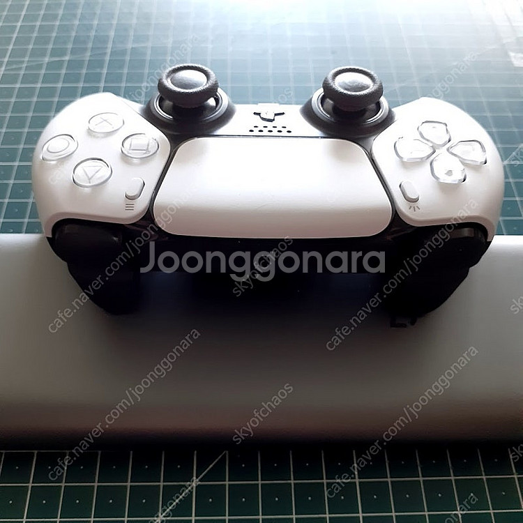 [PS5] 개조 백버튼(터보가능) 듀얼센스 판매합니다.--4