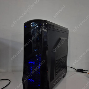 인텔 i7-7700 + 1070 컴퓨터 팝니다 사무용 게임용 배그