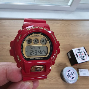 G-SHOCK 지샥 DW-6930A-4ER 라이징레드 30주년 팝니다