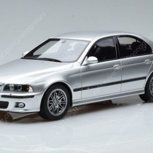 1:18 1/18 오또모빌 BMW E39 M5 실버 새상품 다이캐스트 판매