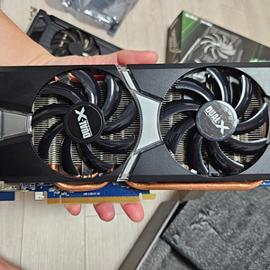 사파이어 라데온 r9 280x 3g