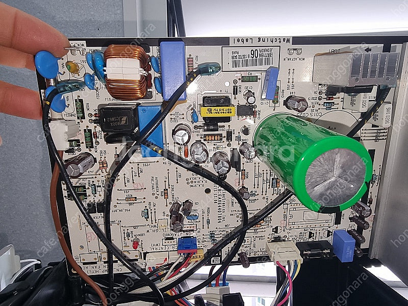 LG에어컨 실외기sq086baw PCB기판 구합니다--0