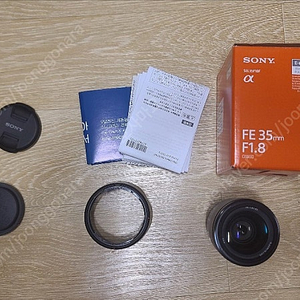 소니 35.8 SEL35F18F sony fe 35mm f1.8 렌즈 박스풀(호야 필터 서비스로 드림) 택포 48만원에 팔아요