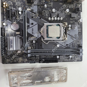 i7 8700, h310m asus메인보드, 32기가 삼성 16x2(3200) 일괄