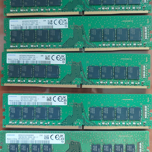 RAM 삼성램 DDR4 32G 3200 메모리 개당 8만원에 판매합니다