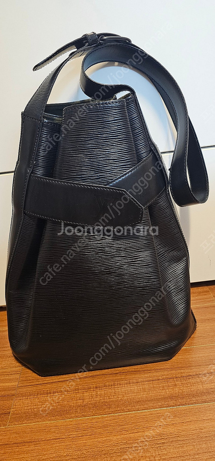 빈티지 루이비통 에삐 삭 데폴 GM 숄더백--0