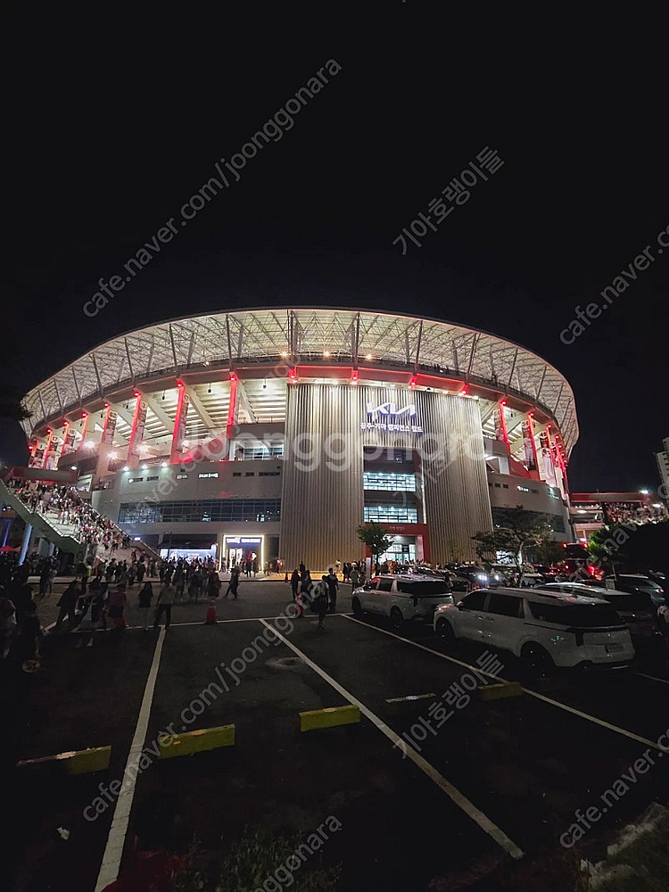 9월 8일 일요일 기아 VS 키움 1루 응지석 107블...--0