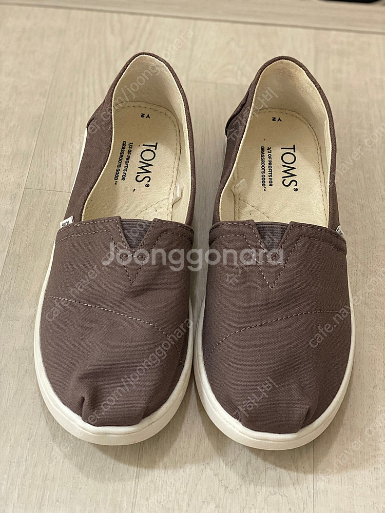 탐스 TOMS Y2 (210) 새거--0