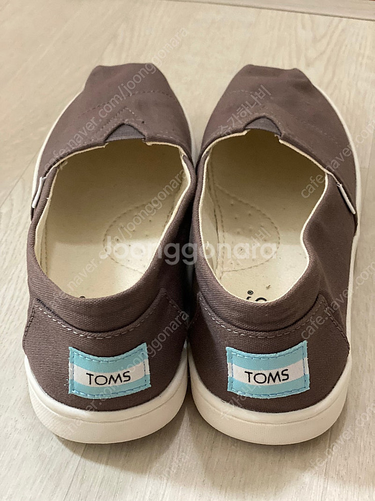 탐스 TOMS Y2 (210) 새거--1