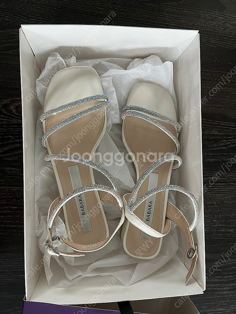 바바라 스트랩 샌들 225 여성샌들--2