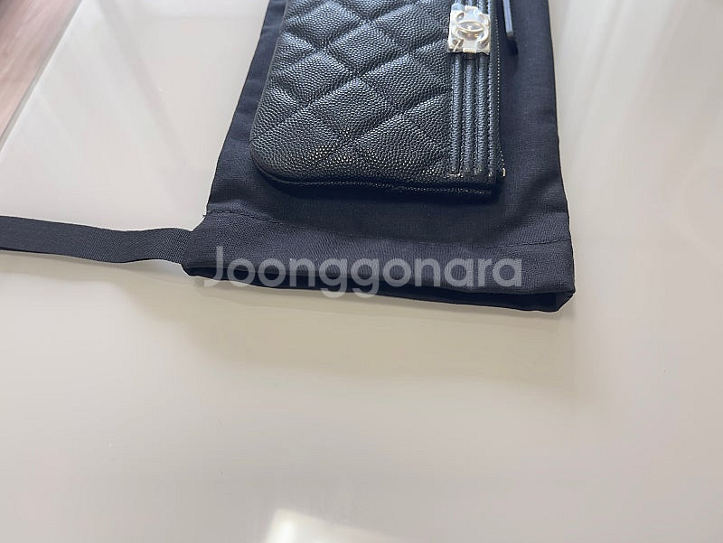 (새 상품) 샤넬 보이 미니파우치 블랙 금장(샴페인골드...--7