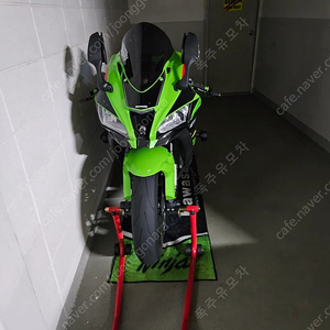 민트급 zx10r팝니다