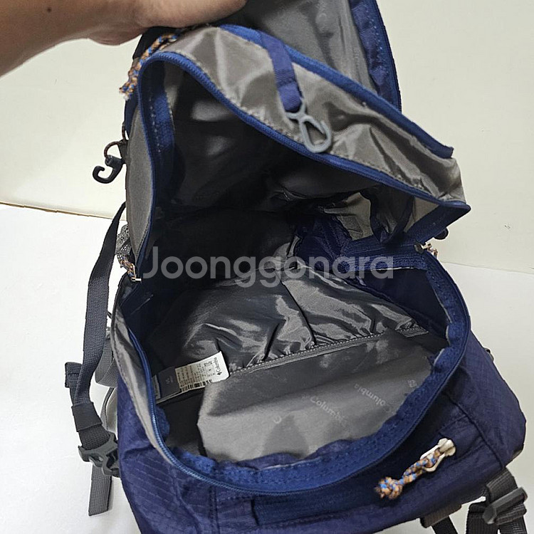 판매 컬럼비아 등산배낭 28L--5