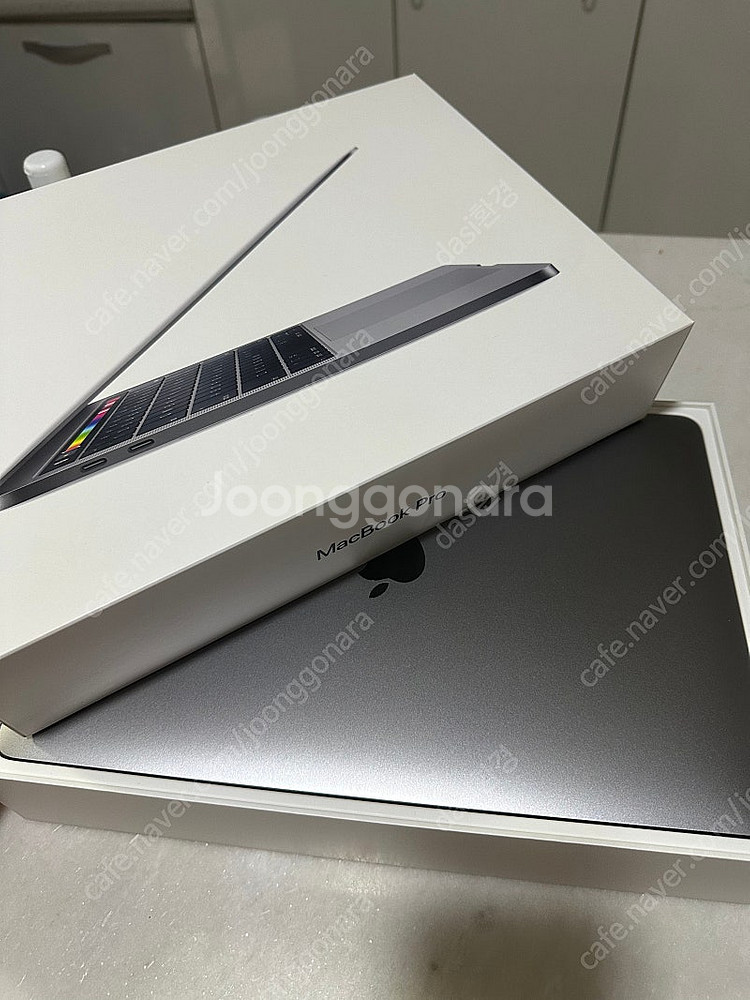 인텔 맥북프로 13인치 512gb 메모리 8gb--6