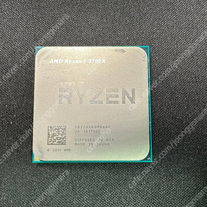 [개인] AMD 라이젠 7 2700X 피나클 릿지 CPU 판매합니다.