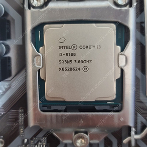 i3 8100 + H310 (기가바이트) 보드셋 팝니다 6만