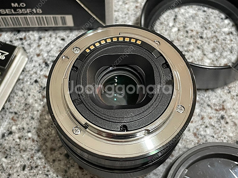 소니 SONY SEL35F18 카페렌즈 판매--1