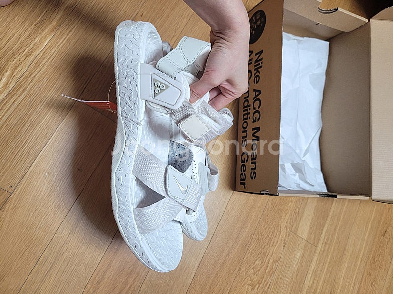 새상품 260 270 290 - 나이키 ACG 샌들--0