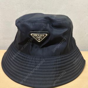 프라다모자