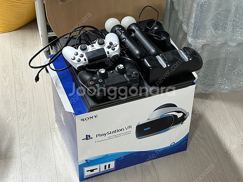플스4 프로 7218b 1t + vr 풀세트 팝니다.--0