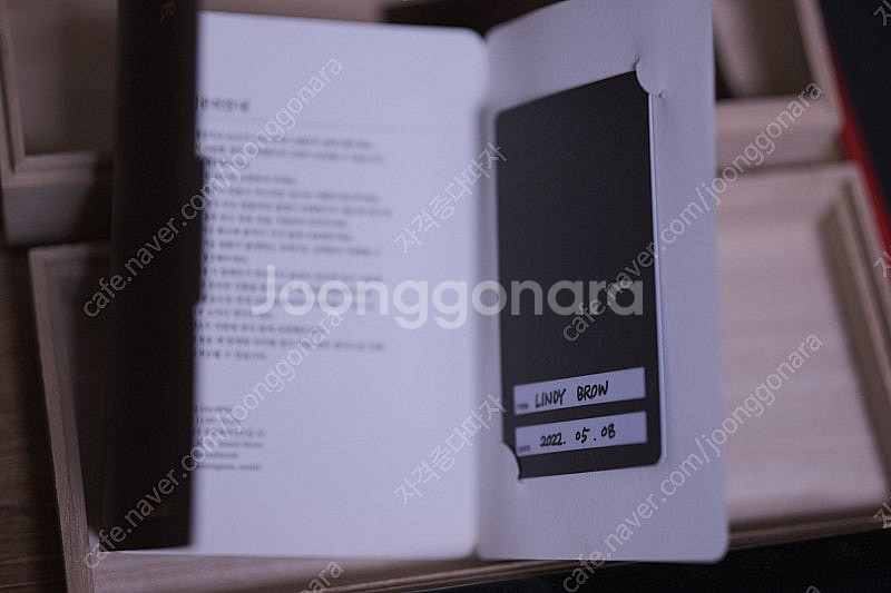 백산안경 린디브로우 (블랙+앤틱골드) 팝니다.--6