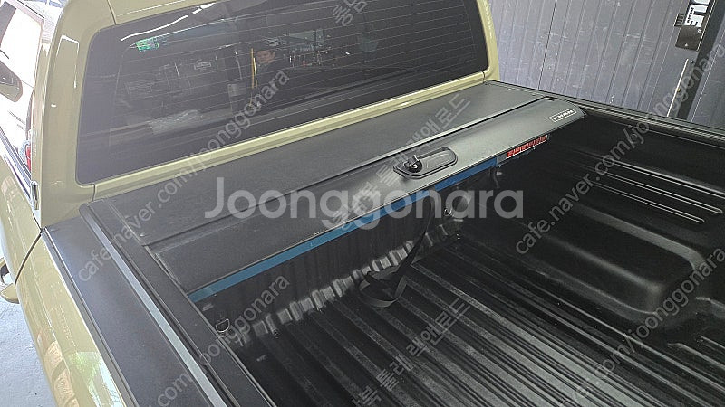 렉스턴 스포츠 칸 적재함 순정 슬라이드 커버 덮게 팝니...--3