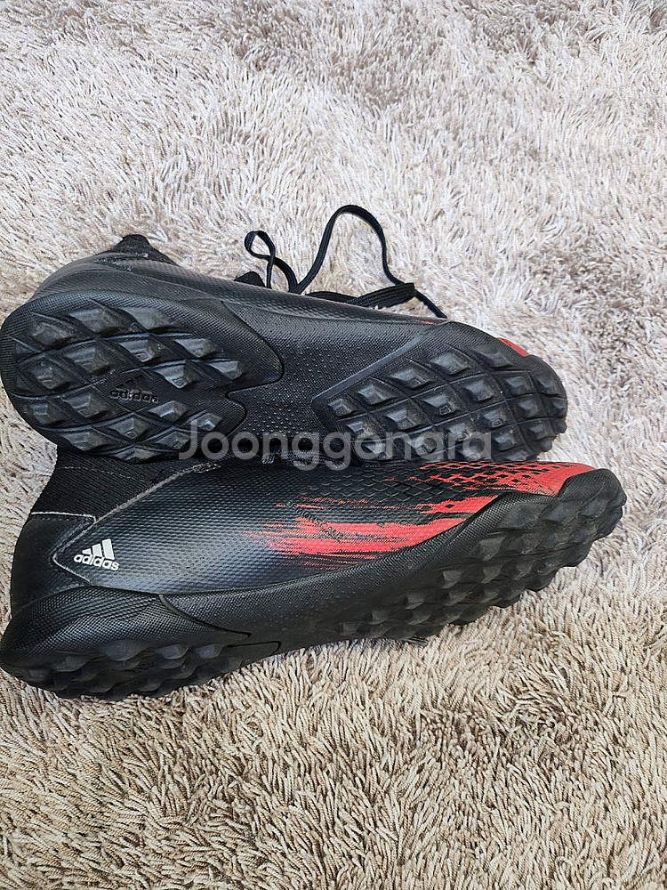 225 아디다스. 풋살화 축구화--7