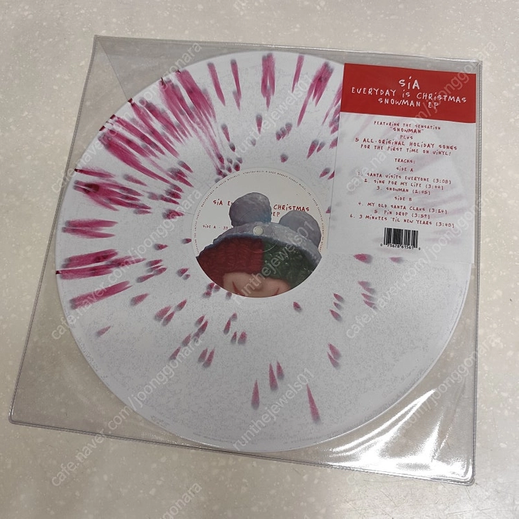 Sia (시아) - Everyday Is Christmas (레드 앤 화이트 스플래터 컬러 LP) 이미지