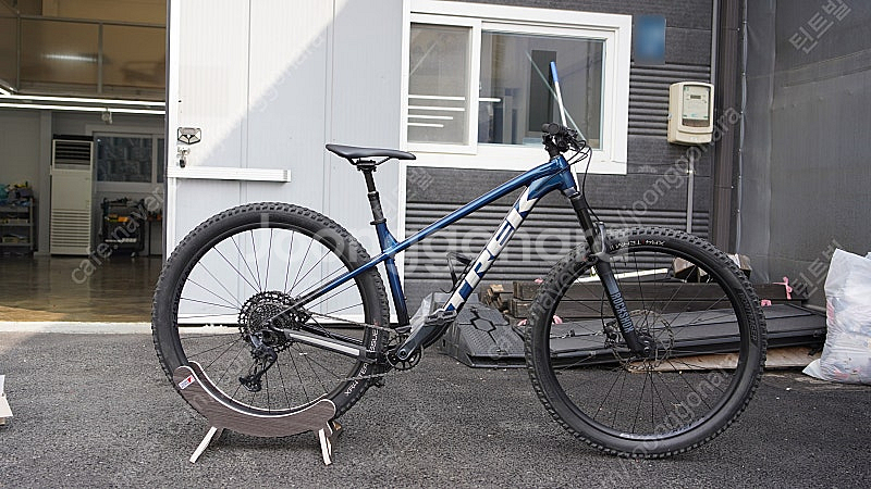 2022 트렉 로스코8 M 사이즈 [용인]--1