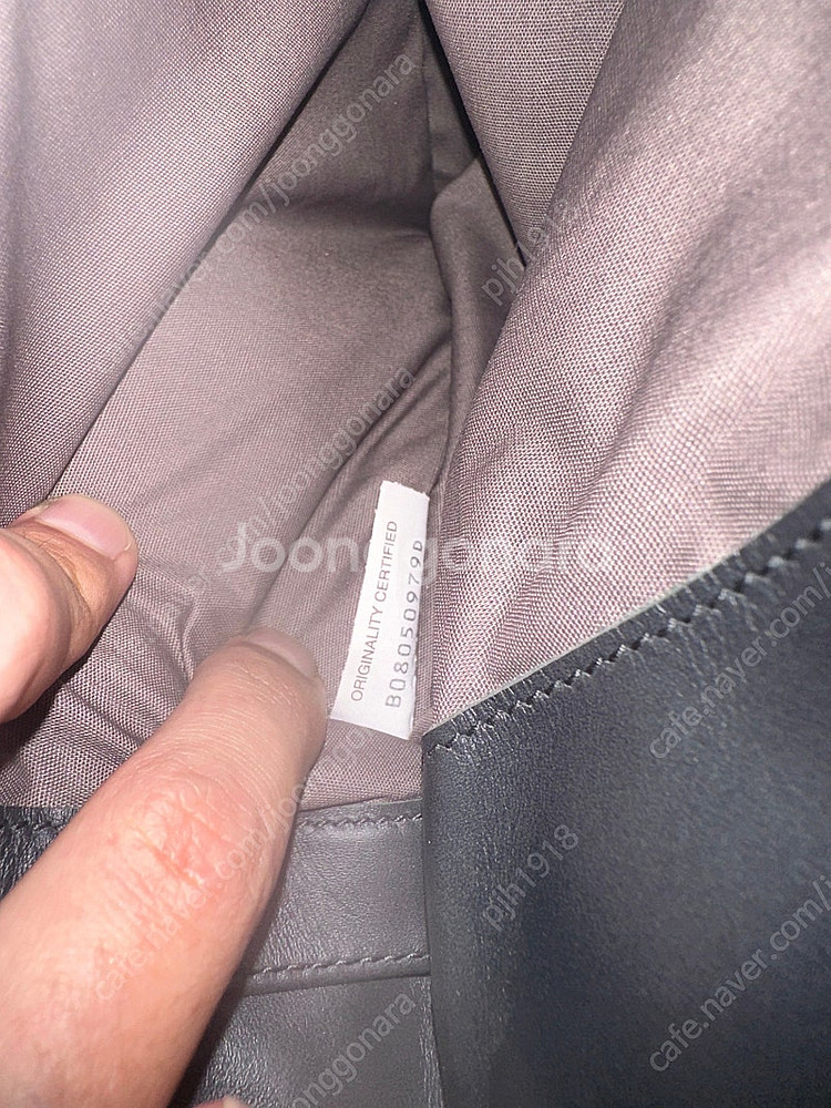 가격인하 정품 보테가베네타 클러치 라지사이즈판매--1