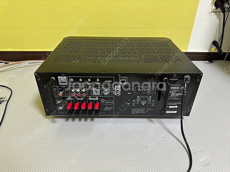 야마하 RX-V4A 홈시어터 리시버 판매합니다--2
